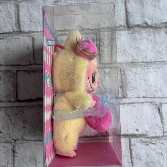 Original Labubu Let’s Checkmate - Picture 3 of 5